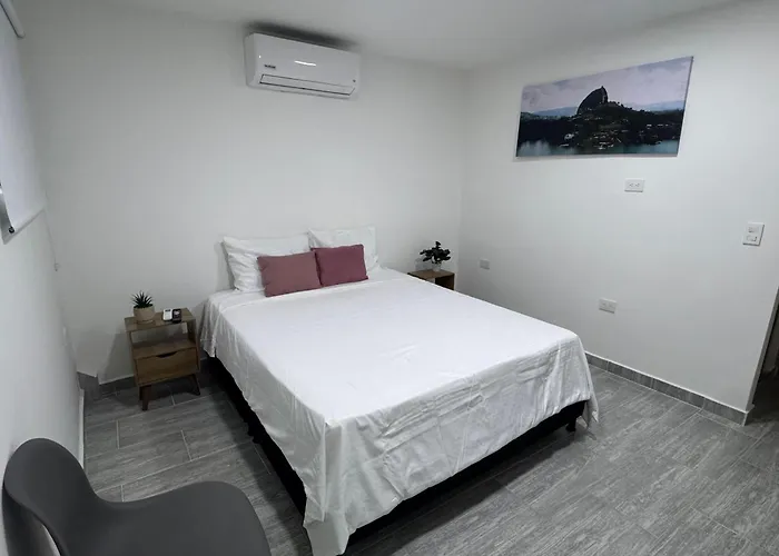 Dream Apt Close To Unicentro - Spacious - With Ac